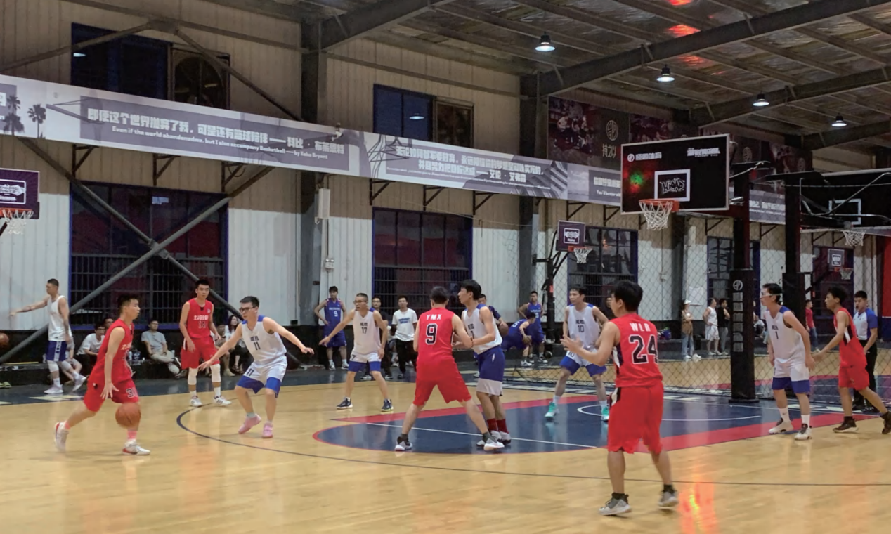 攜手迎接二十大 齊（qí）心共築籃球夢——支部組織參加高新區職工籃球（qiú）聯賽（sài）