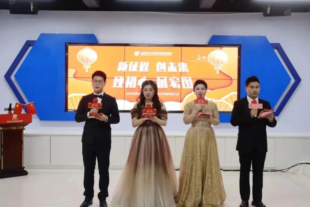 25105243428.jpg 25105243428.jpg