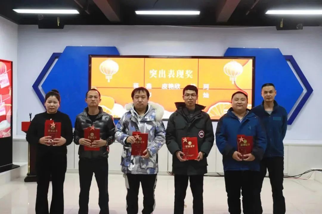 2511021553 (1).jpg 2511021553 (1).jpg